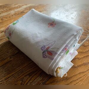 Vtg Thomaston Twin Flat Sheet Melanie ? Butterflies Floral Made In USA Cottage